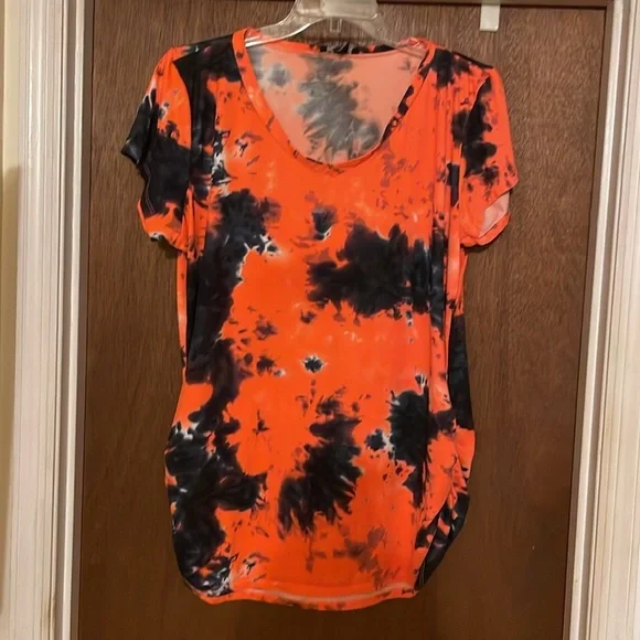 Rouge tie dye shirt - Picture 1 of 4